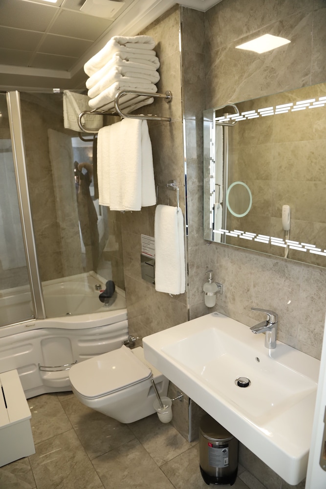 Novus Hotel 20/22