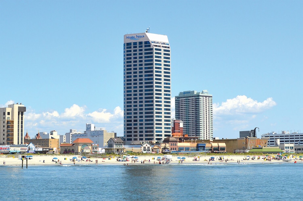 Boardwalk Resorts at Atlantic Palace 29/34