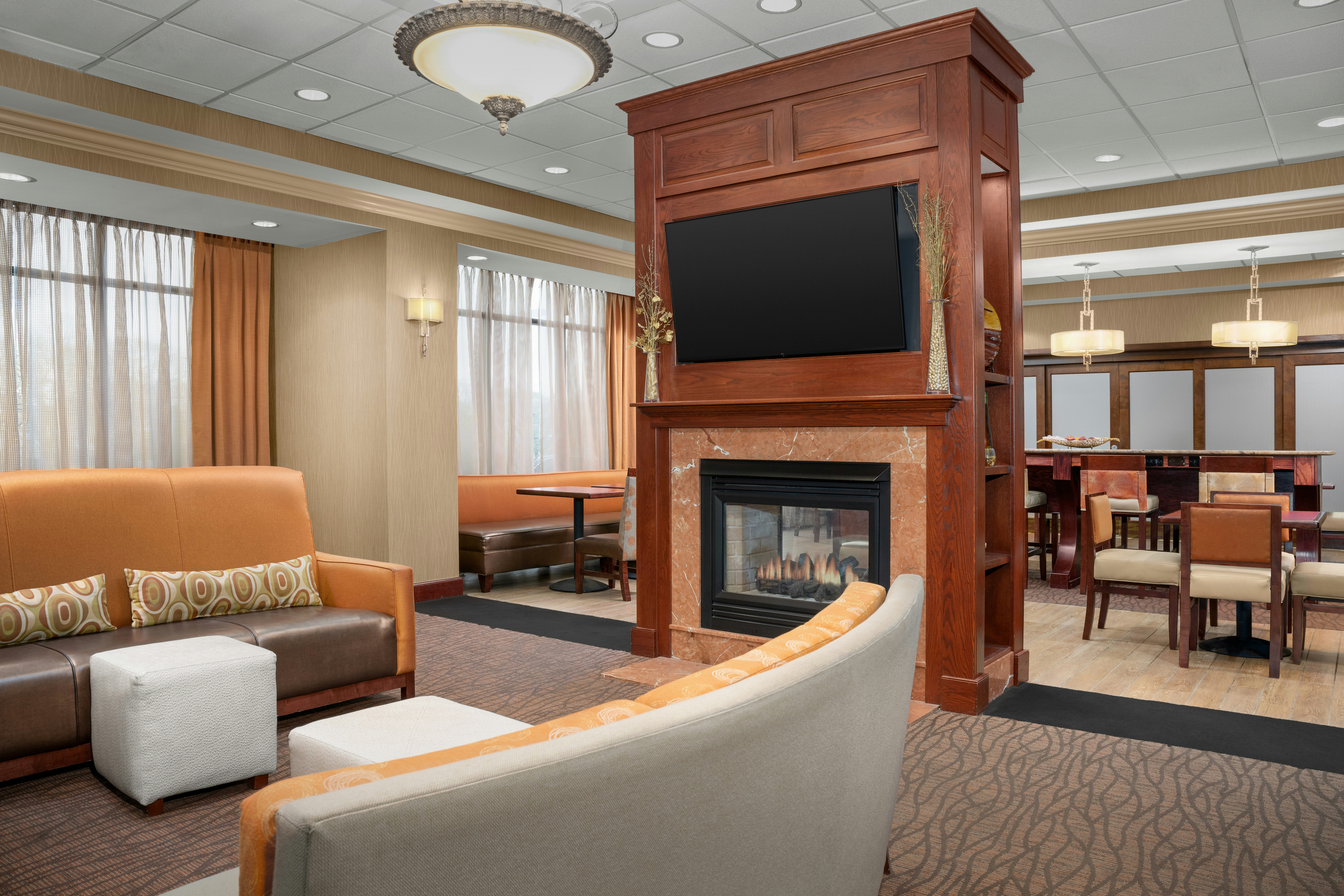 Hampton Inn Easton Pa 20/34