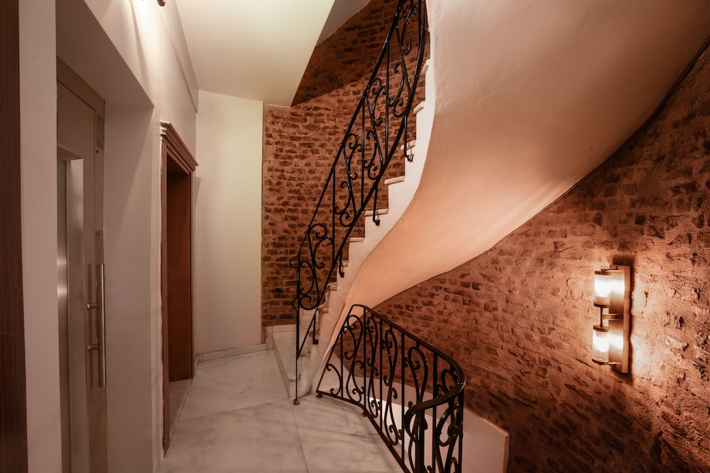 NINE ISTANBUL HOTEL 34/50