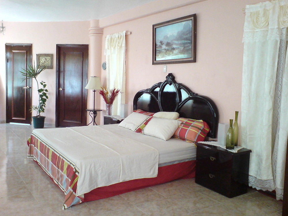Mansion Giahn Bed and Breakfast 19/35