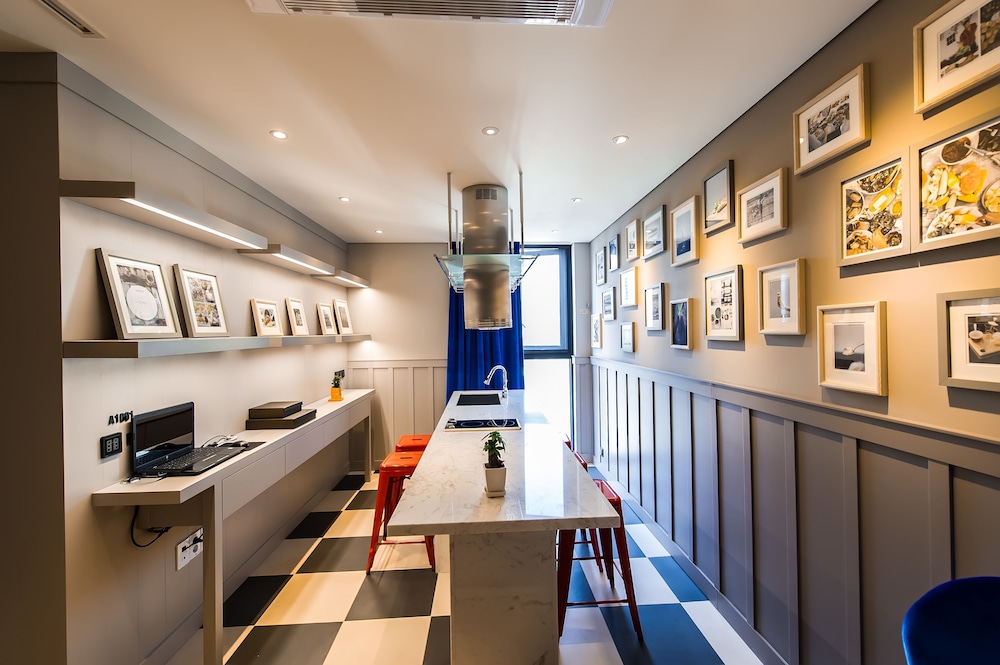 Hotel the Designers Jongno 7/68