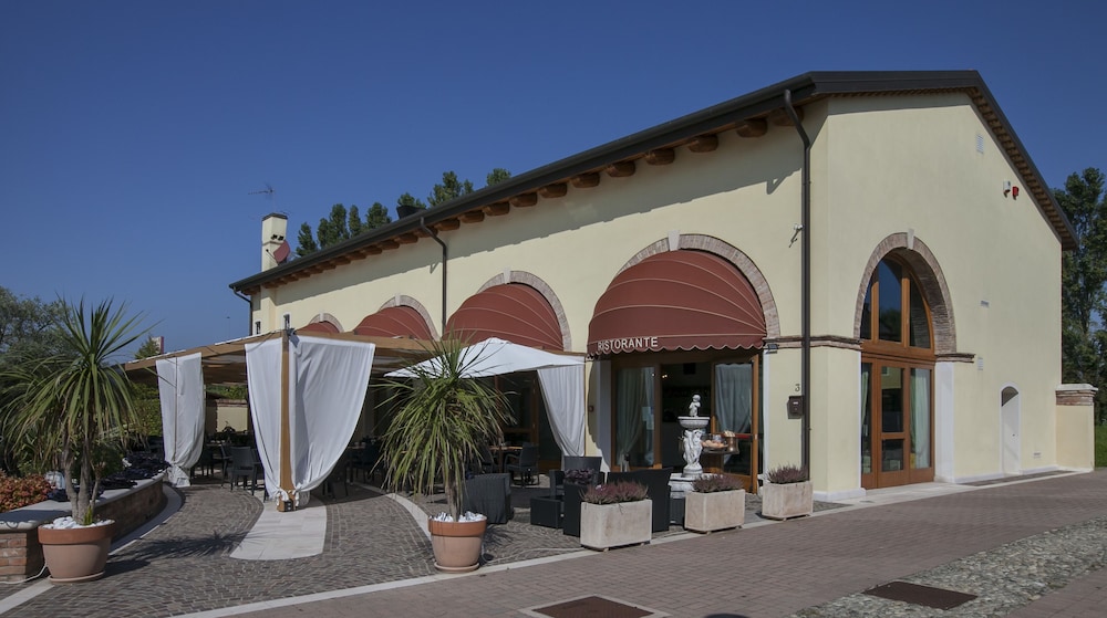 Albergo Antica Corte Marchesini 2/50