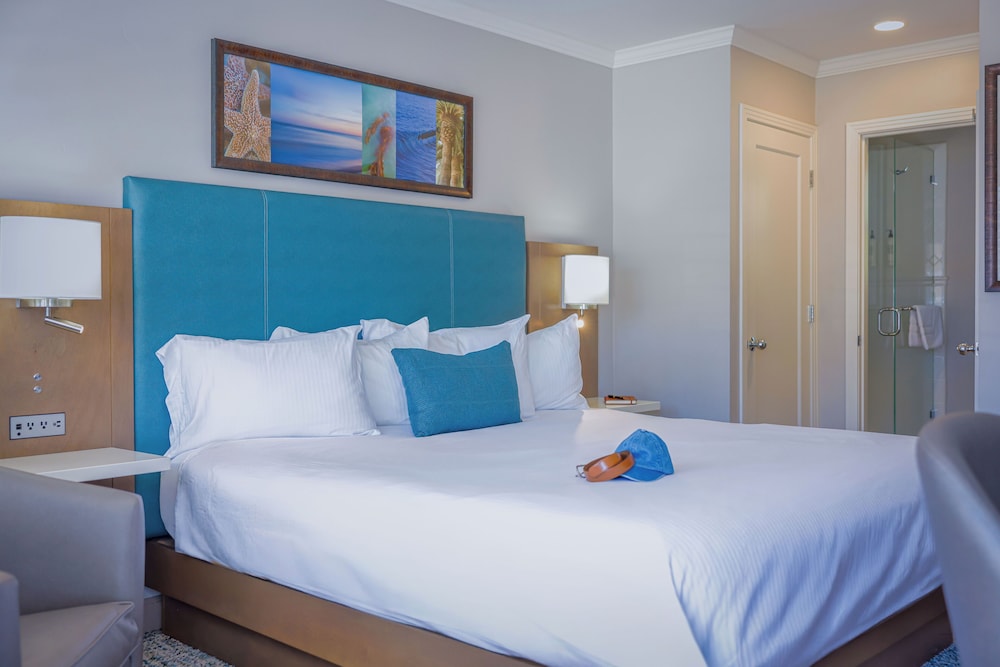 STANDARD, KING BED