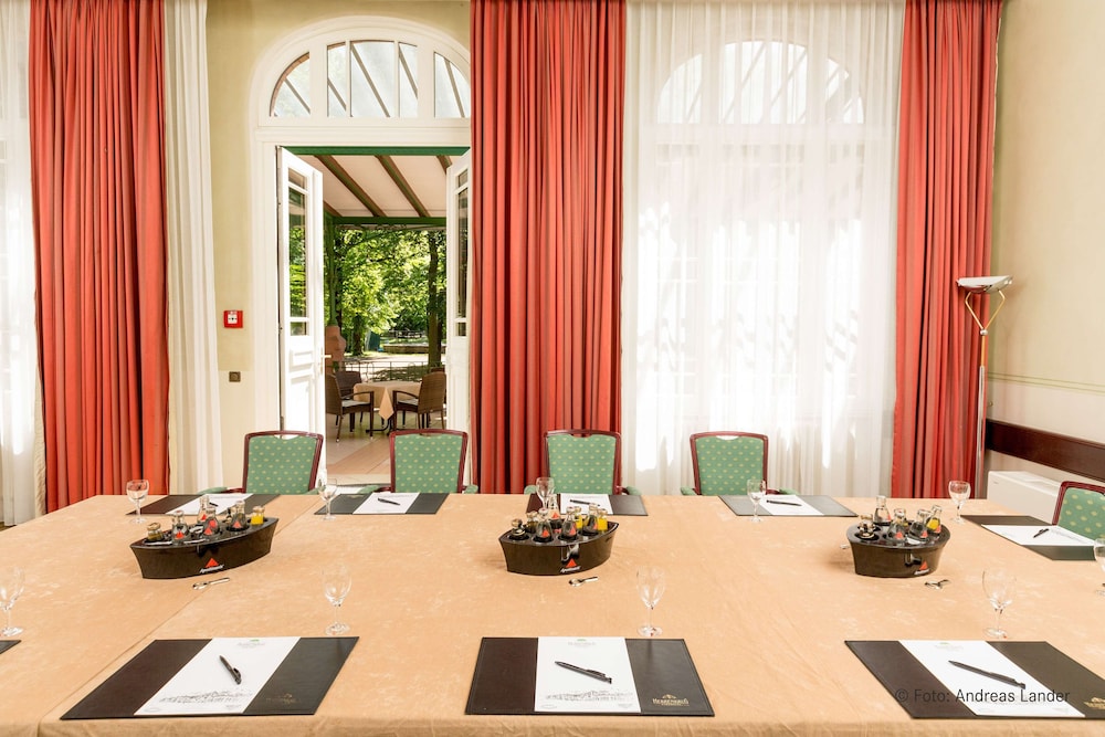 Dorint Herrenkrug Parkhotel Magdeburg 42/53