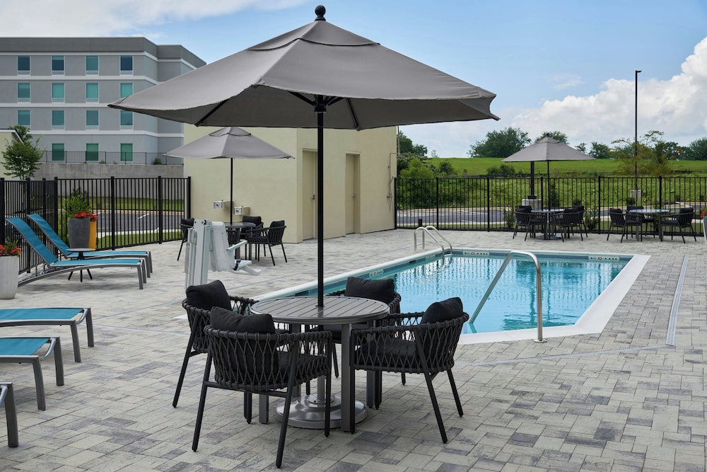 Towneplace Suites By Marriott Calhoun 33/50
