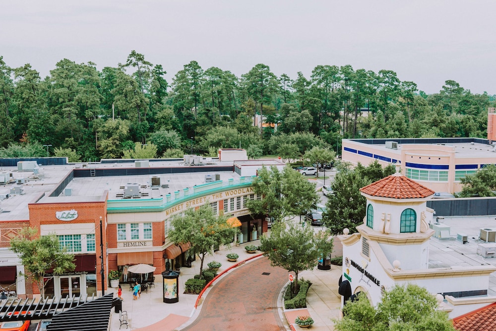 Hyatt Centric the Woodlands 12/63