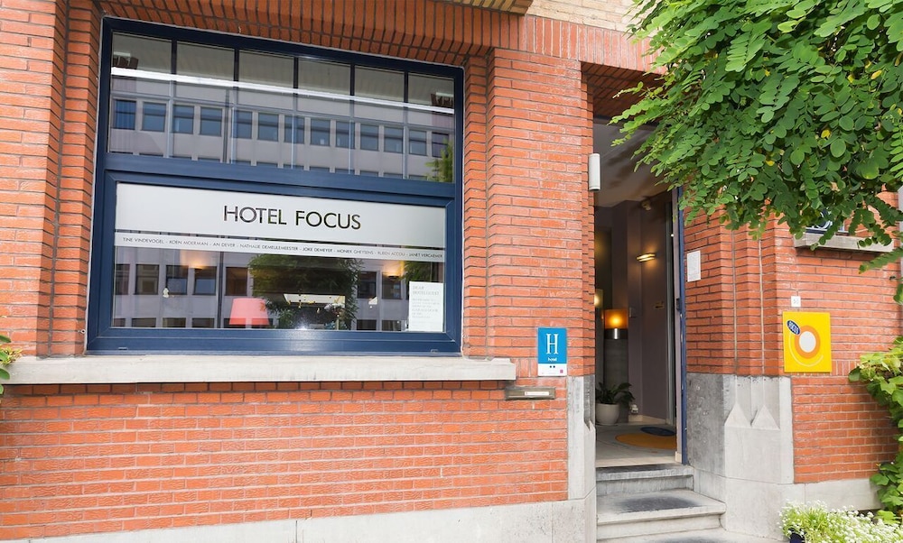 Focus 7/61