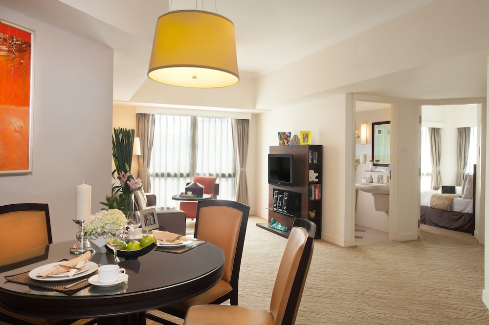 Somerset Grand Hanoi Hotel 38/49