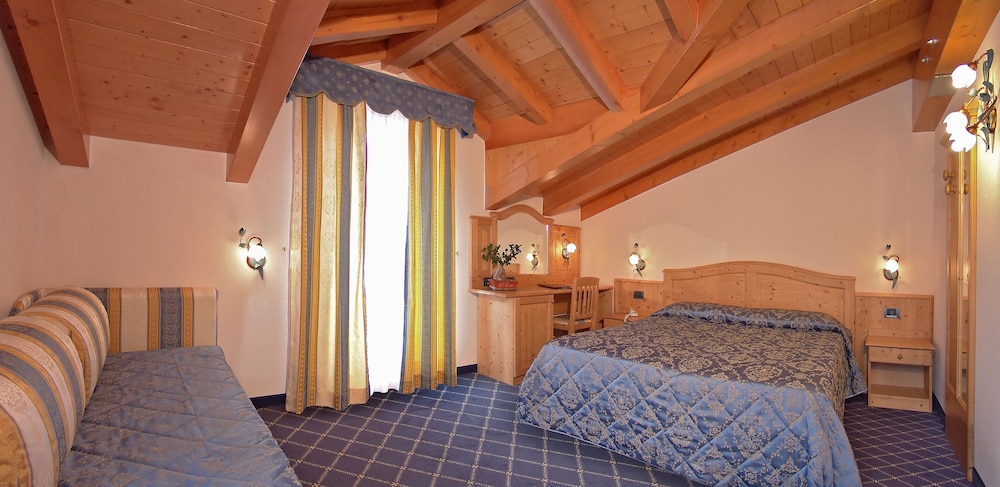 Hotel Madonna Delle Nevi 37/50