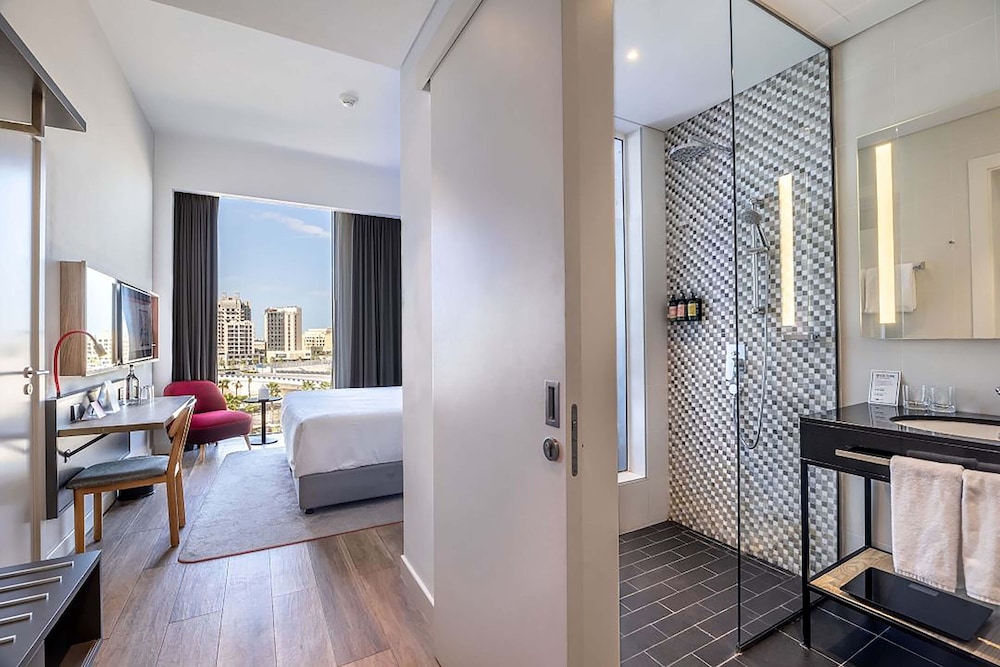 INK Hotel Dubai 38/40