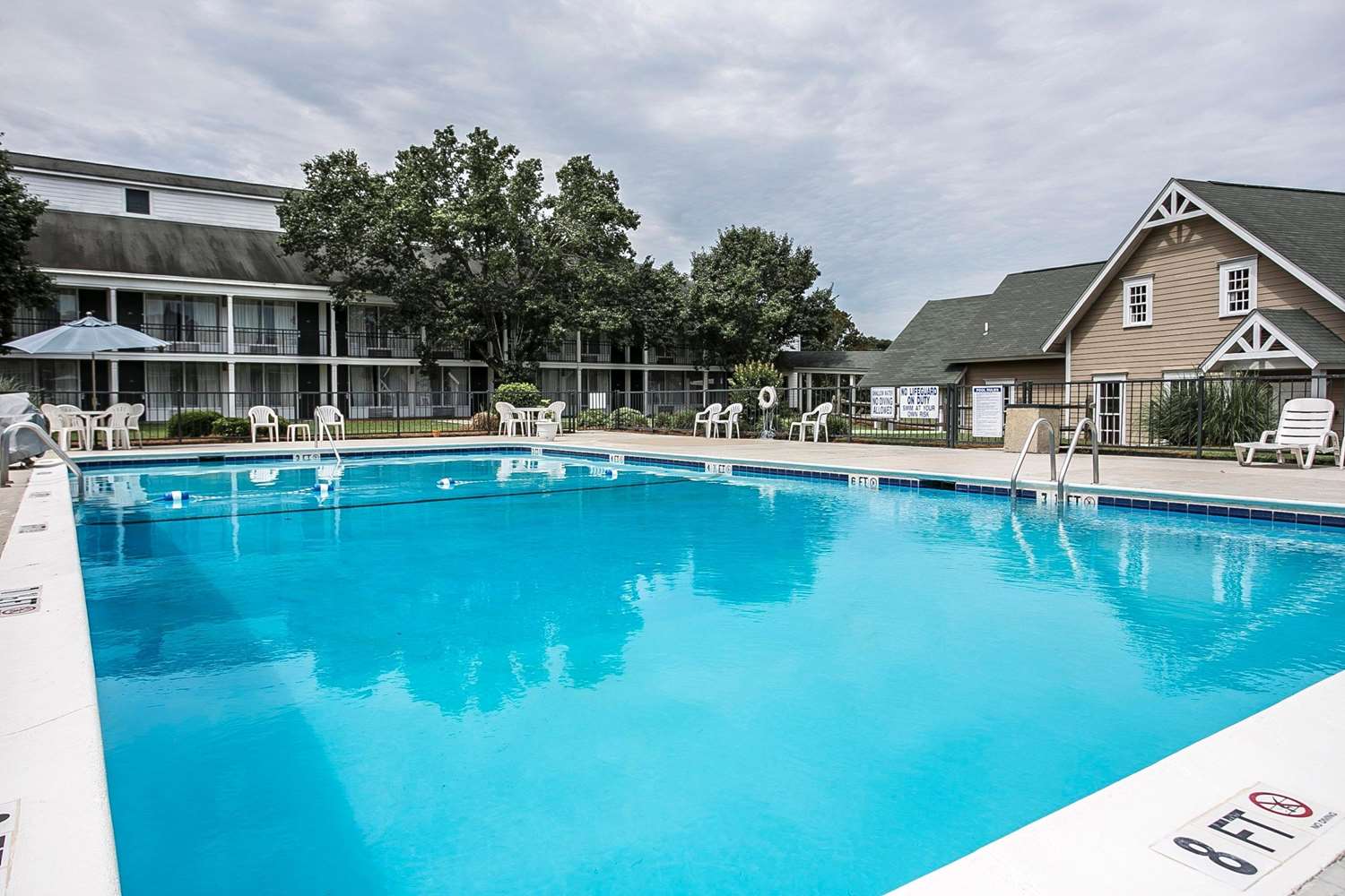 Quality Inn & Suites Santee I-95 16/31