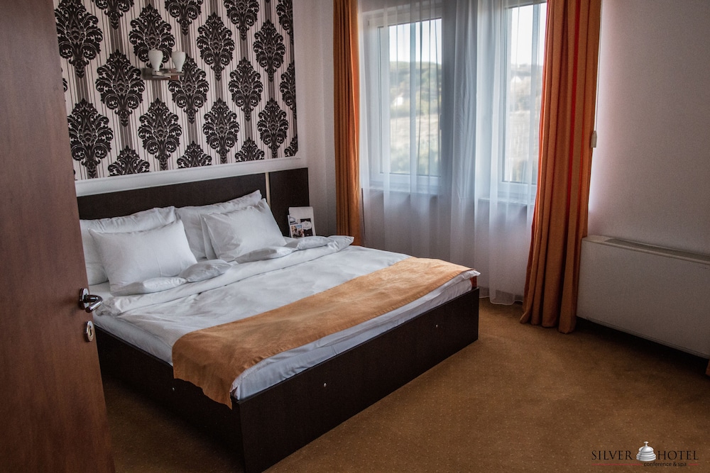 Silver Hotel Conference And Spa 9/21
