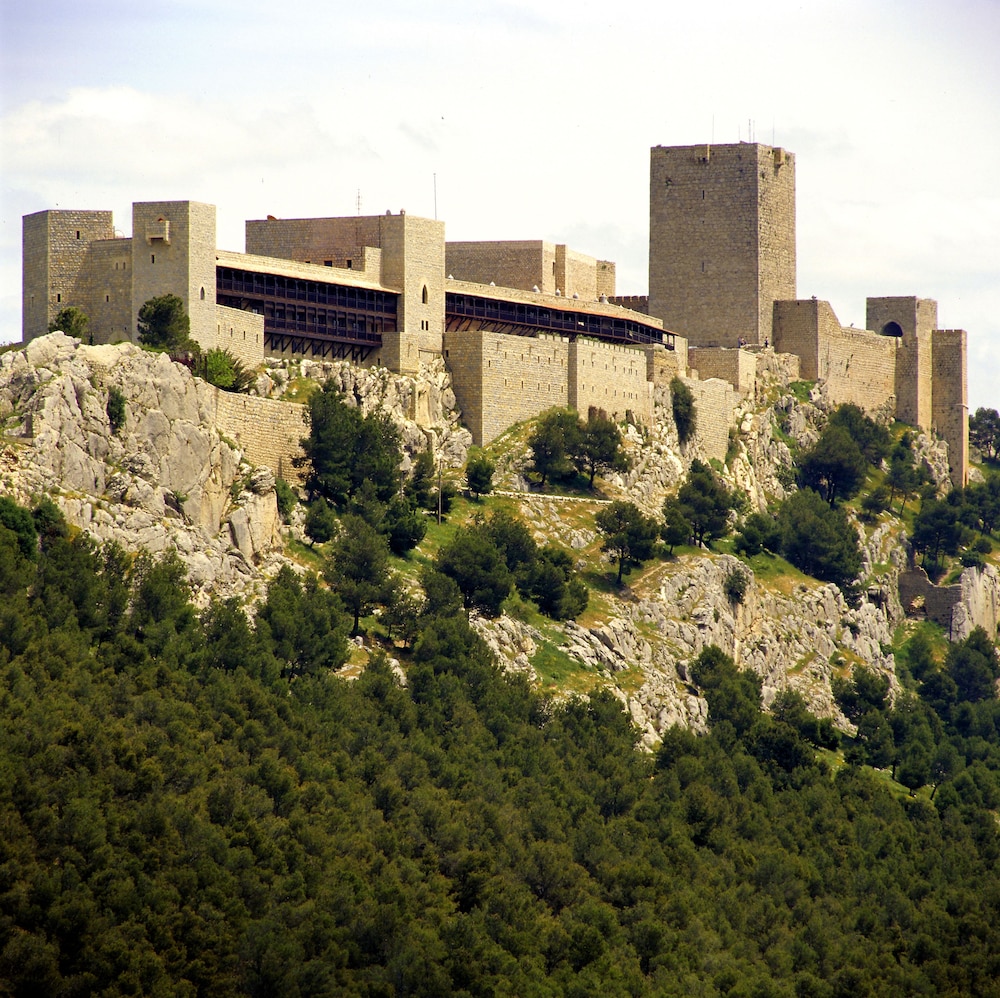 Parador De Jaen 37/50