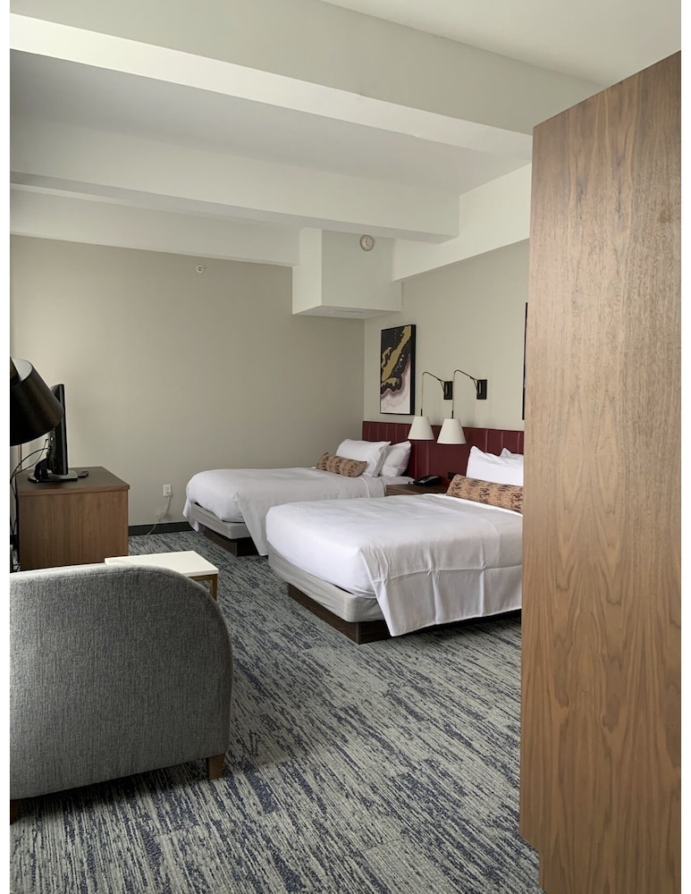 Blu Tique Hotel 10/34