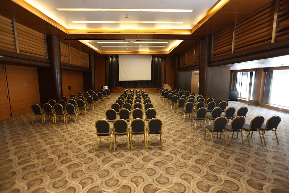 Radisson Blu Hotel Beirut Verdun 42/50