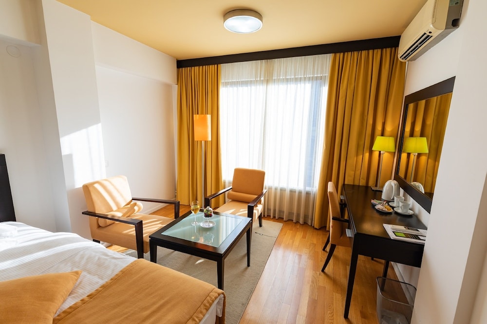 Hotel M 34/51