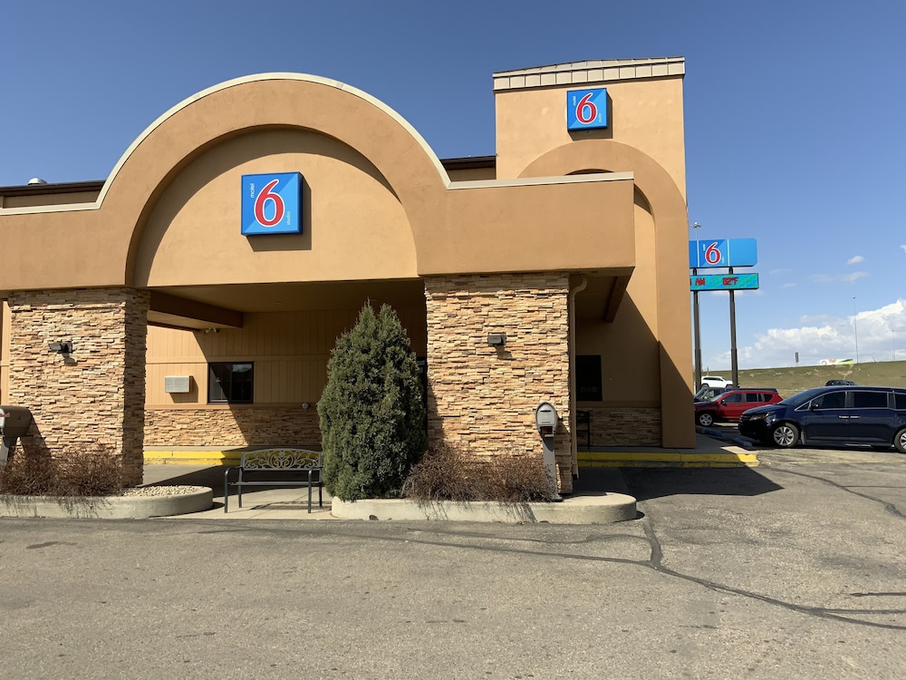 Motel6 Minot, ND 40/48