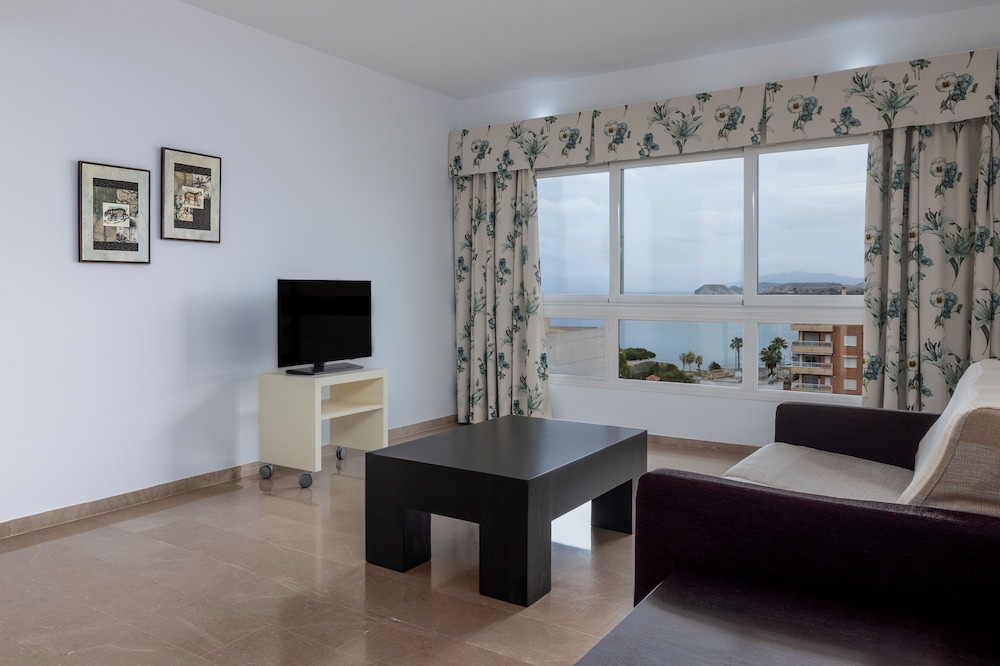 Senator Aguilas Hotel 29/49