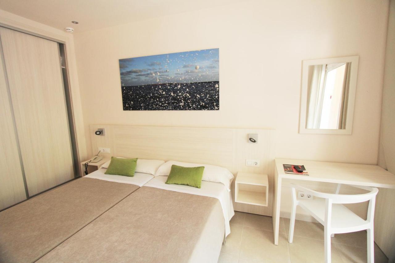 Standard, Double or Twin Bed