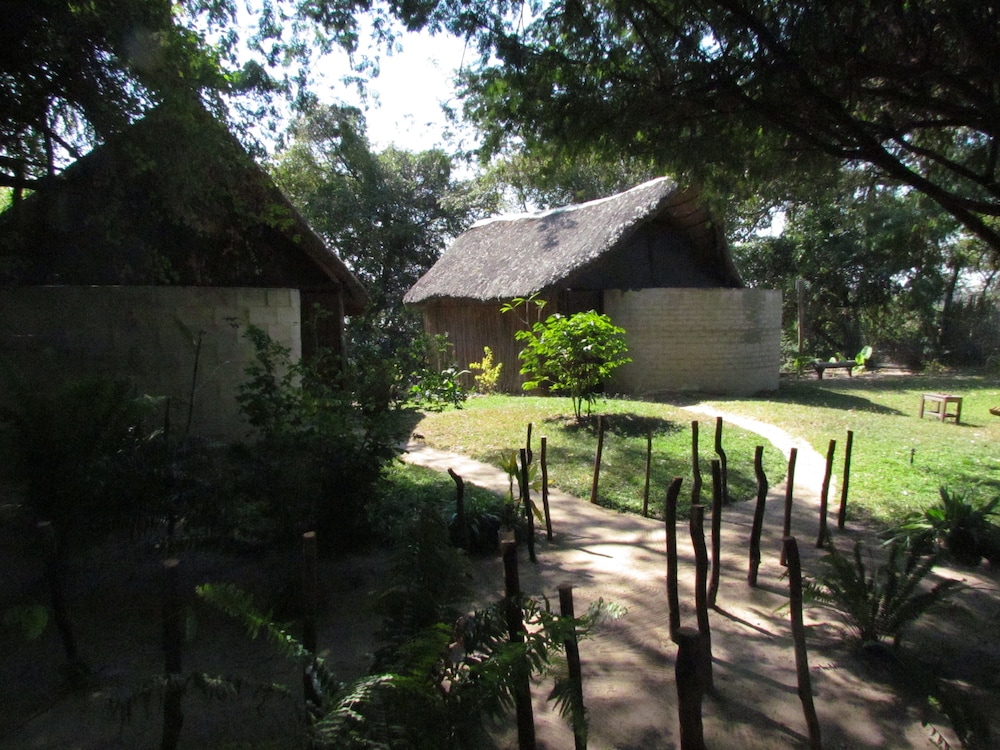 Caprivi Houseboat Safari Lodge 21/23