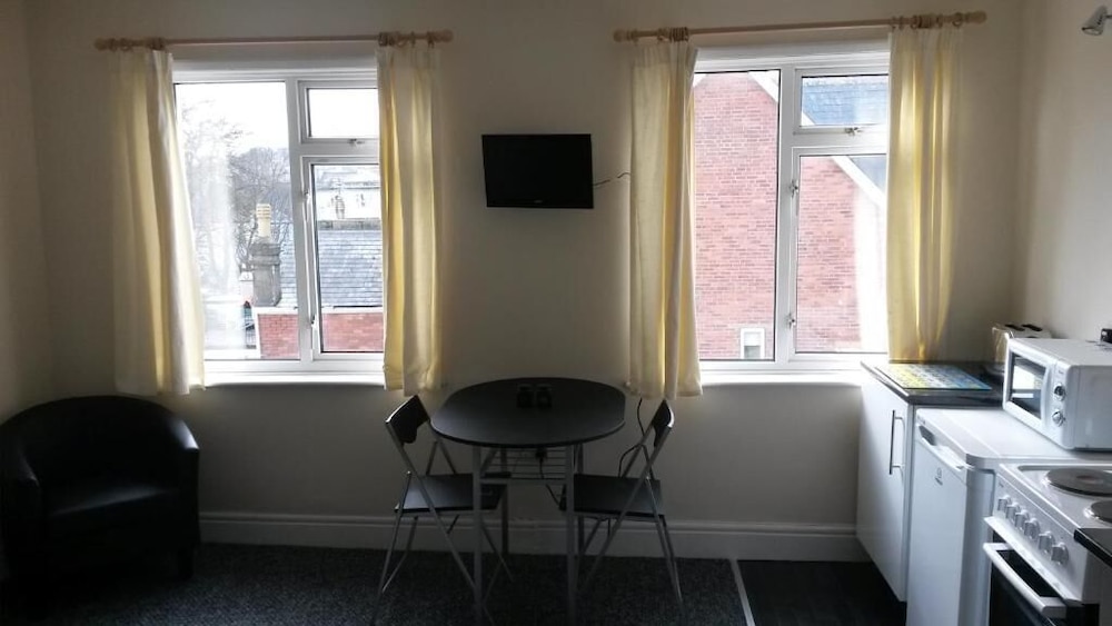 Brampton Guest House 37/50