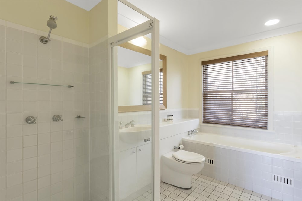 فيلا بسريرين كينج بغرفة نوم واحدة، Avani Cypress Lakes Resort 6/6