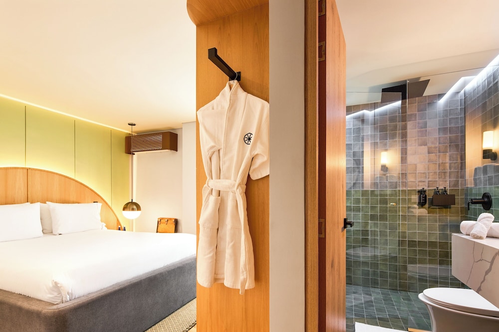 Wellcomm Spa & Hotel 48/50