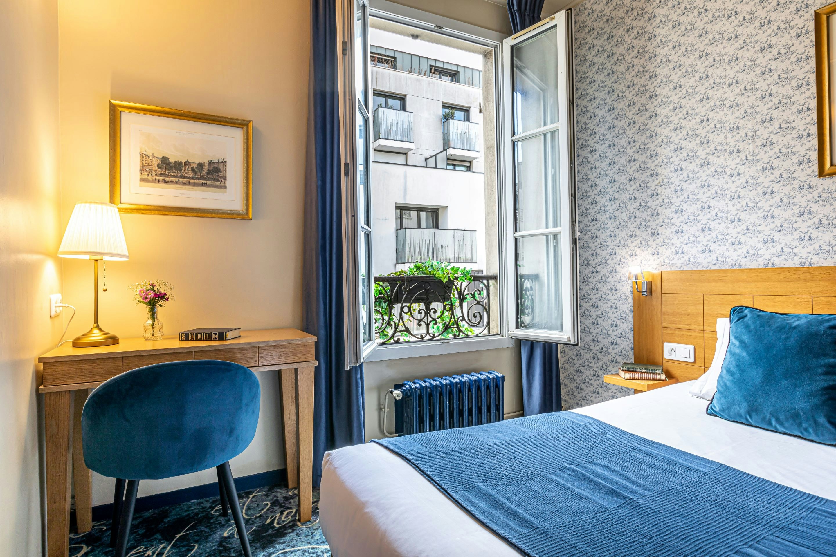 Hotel Romance Malesherbes By Patrick Hayat Formerly Romance Malesherbes 18/66