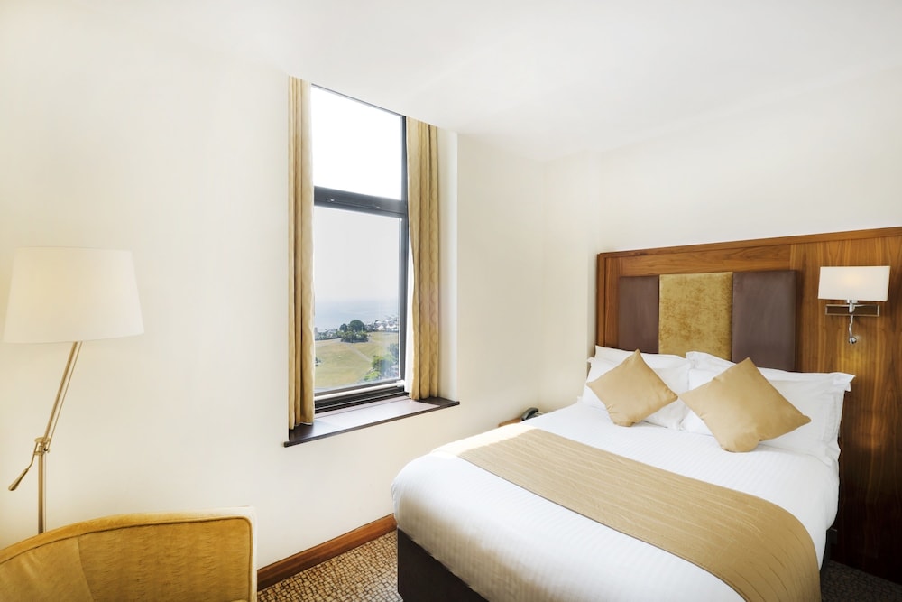 The View Hotel 24/65