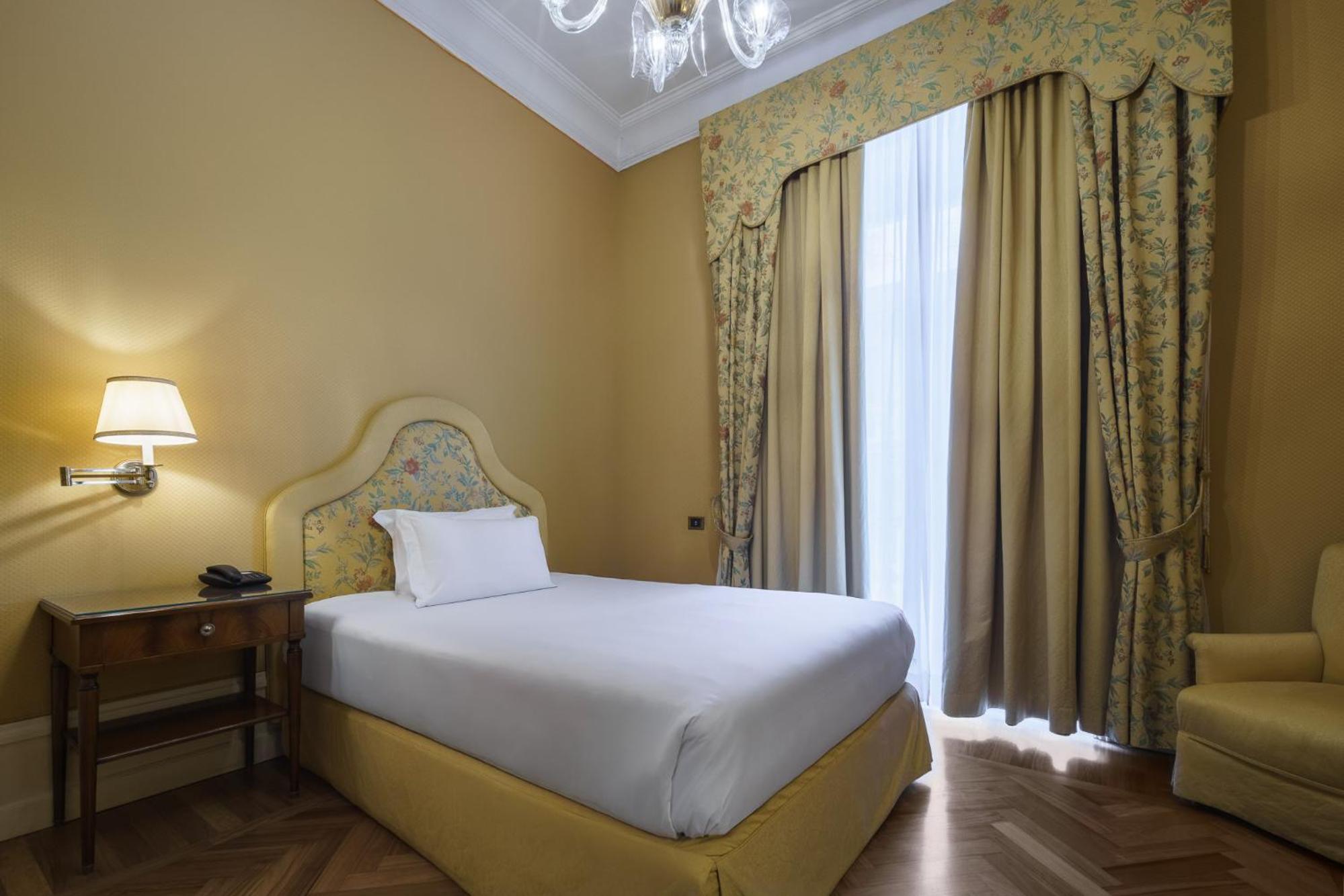 غرفة سوبيريور مفردة، Eurostars Hotel Excelsior 5/18