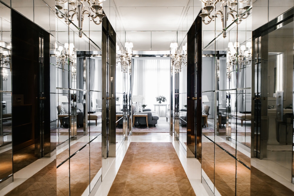 Le Royal Monceau Raffles Paris 34/80