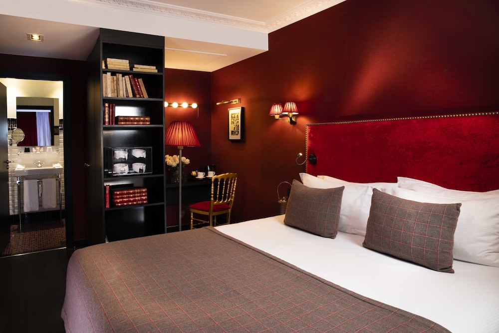 SUPERIOR, DOUBLE BED