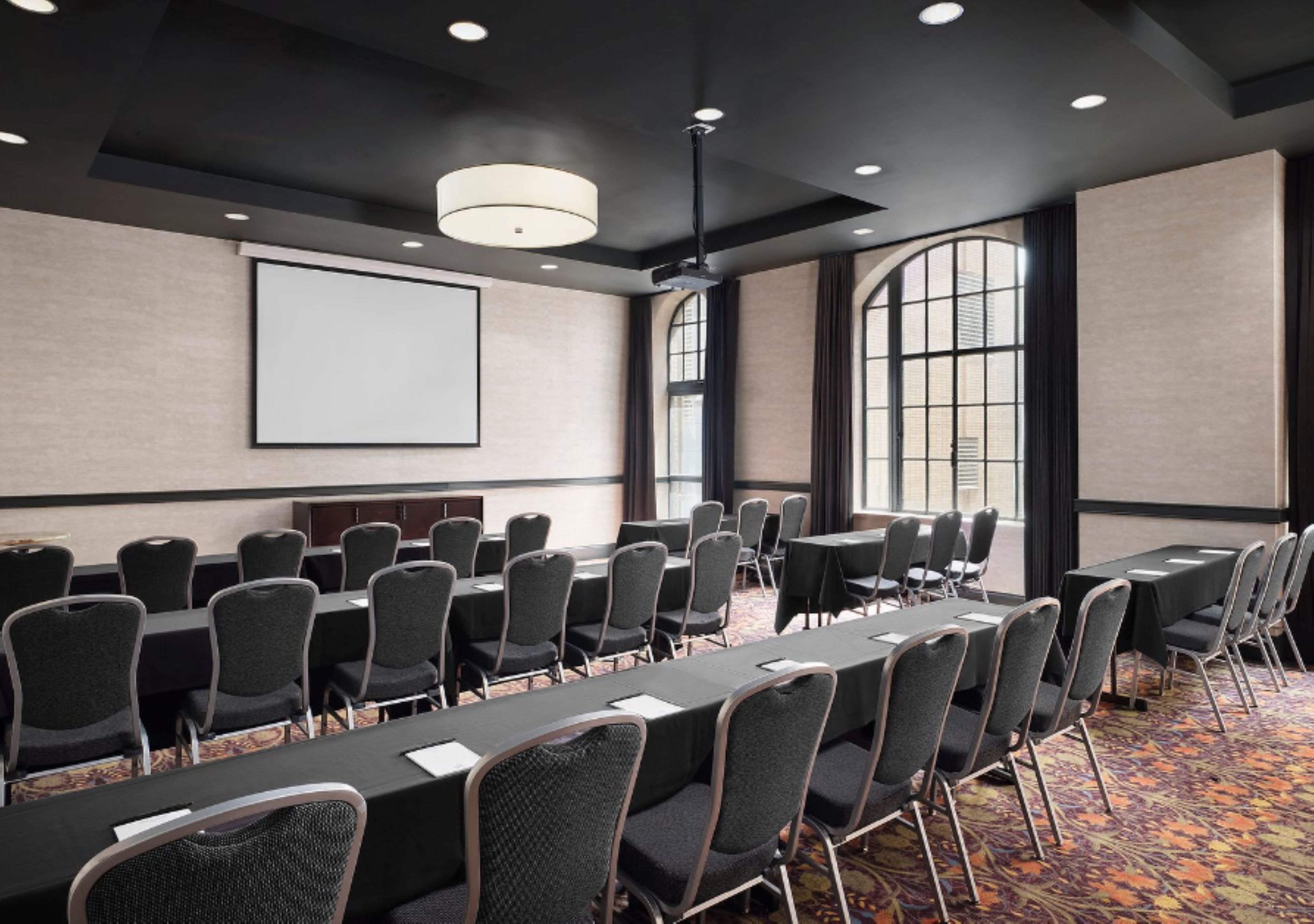 Hotel Indigo Nashville at The Countrypolitan 62/77