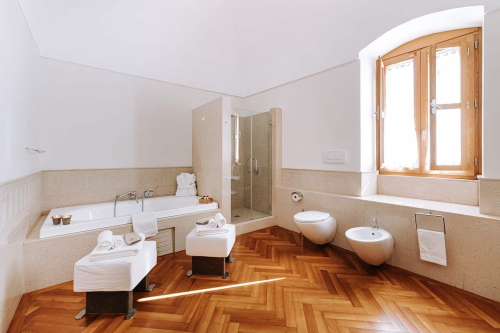 Santarosa Relais 27/49