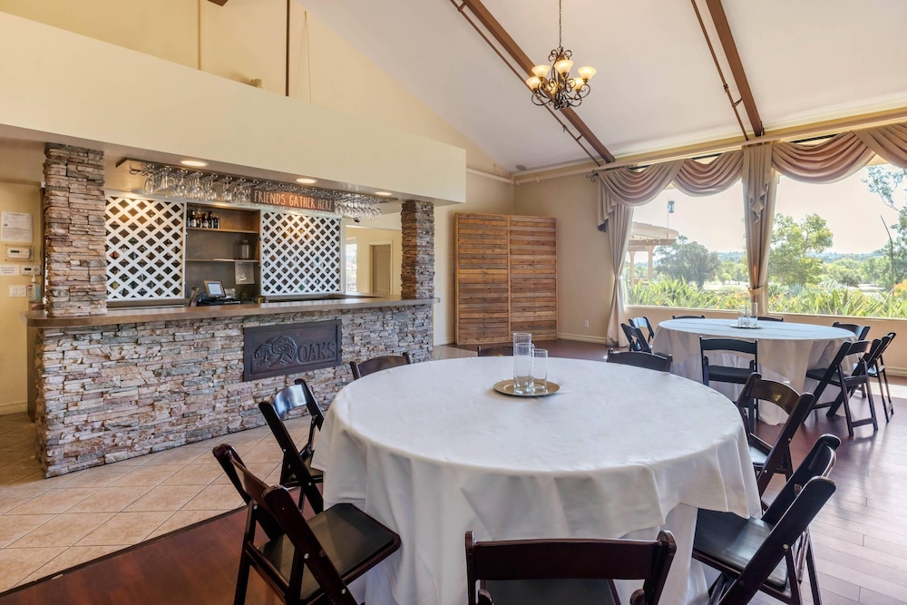 Carlton Oaks Lodge, Ascend Hotel Collection 50/71