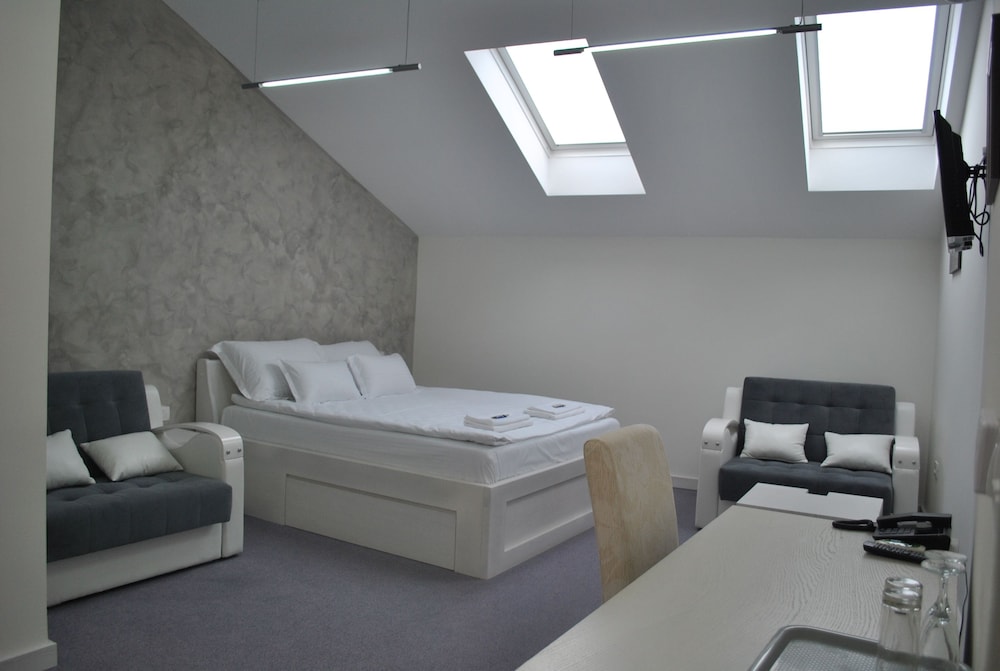 Villa Marija M L 8/24
