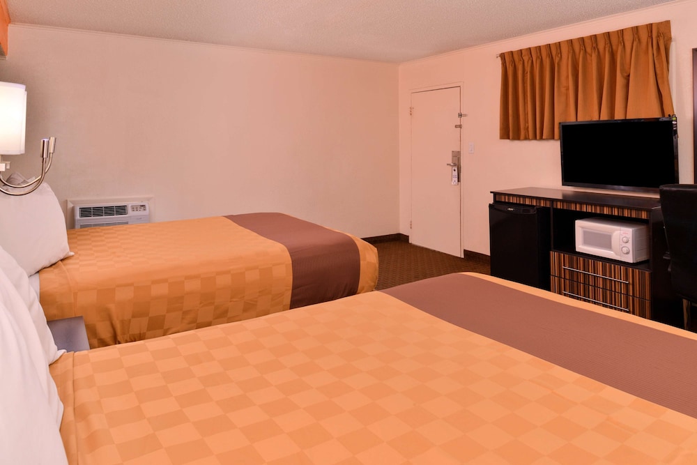 Americas Best Value Inn Ponca City 13/25