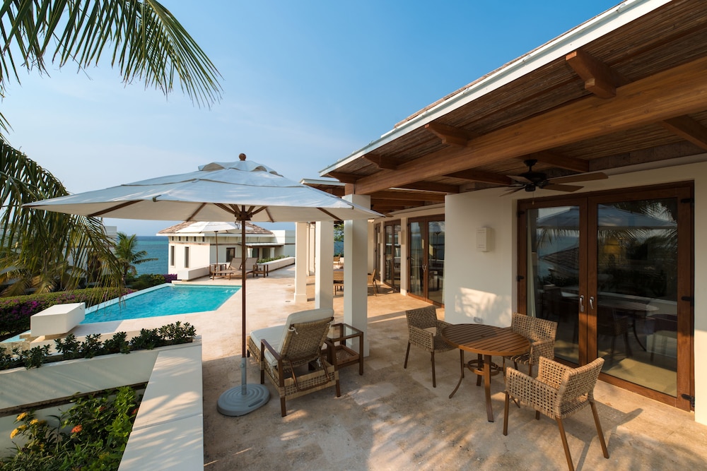 Las Verandas Hotel And Villas 9/73