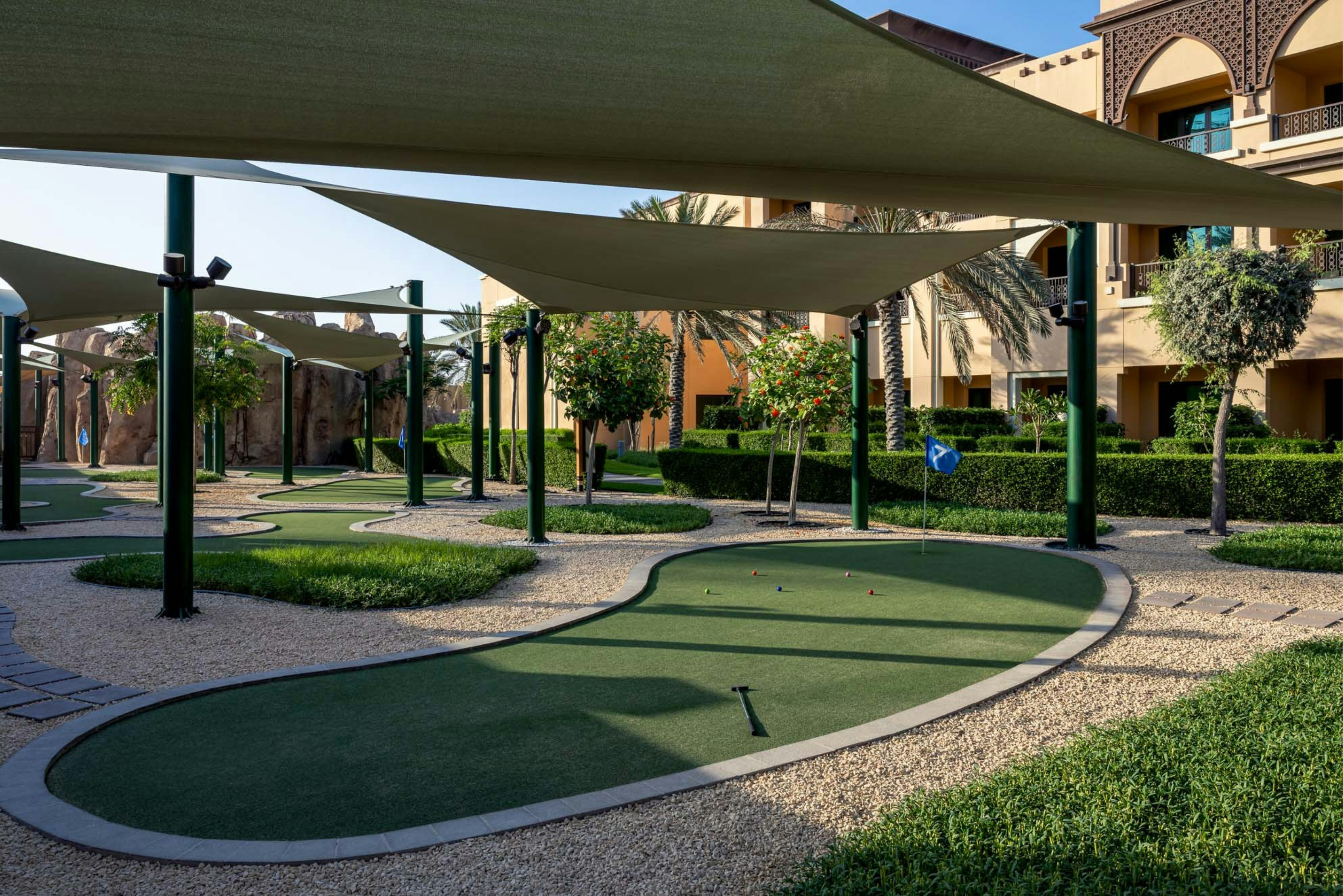 Saadiyat Rotana Resort & Villas 52/53