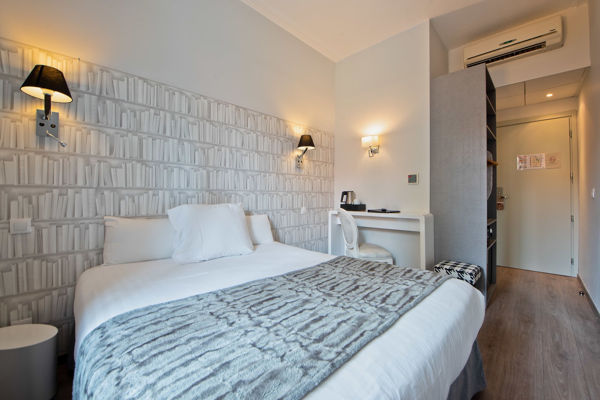 STANDARD, DOUBLE BED