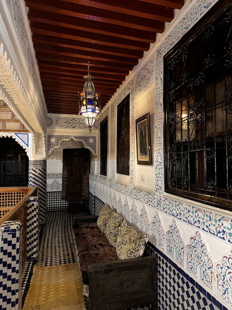 Palais Al Firdaous 42/50