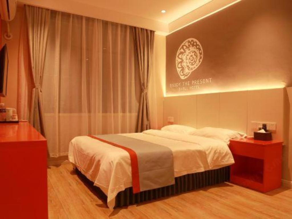 Shell Hebi Qi County Qi River Road Hotel 27/44