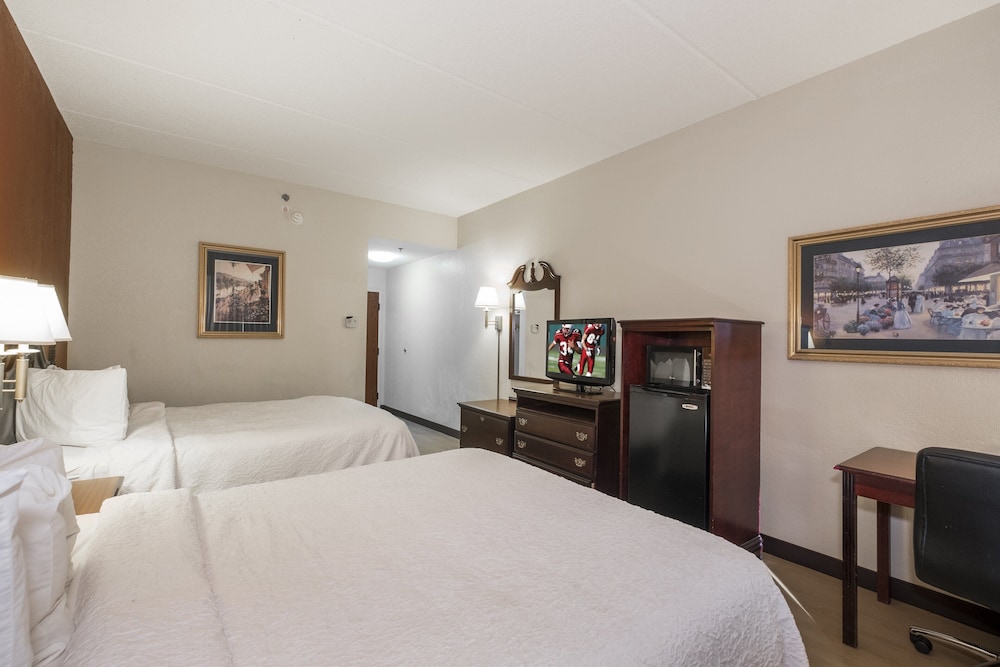Red Roof Inn Tupelo 12/44