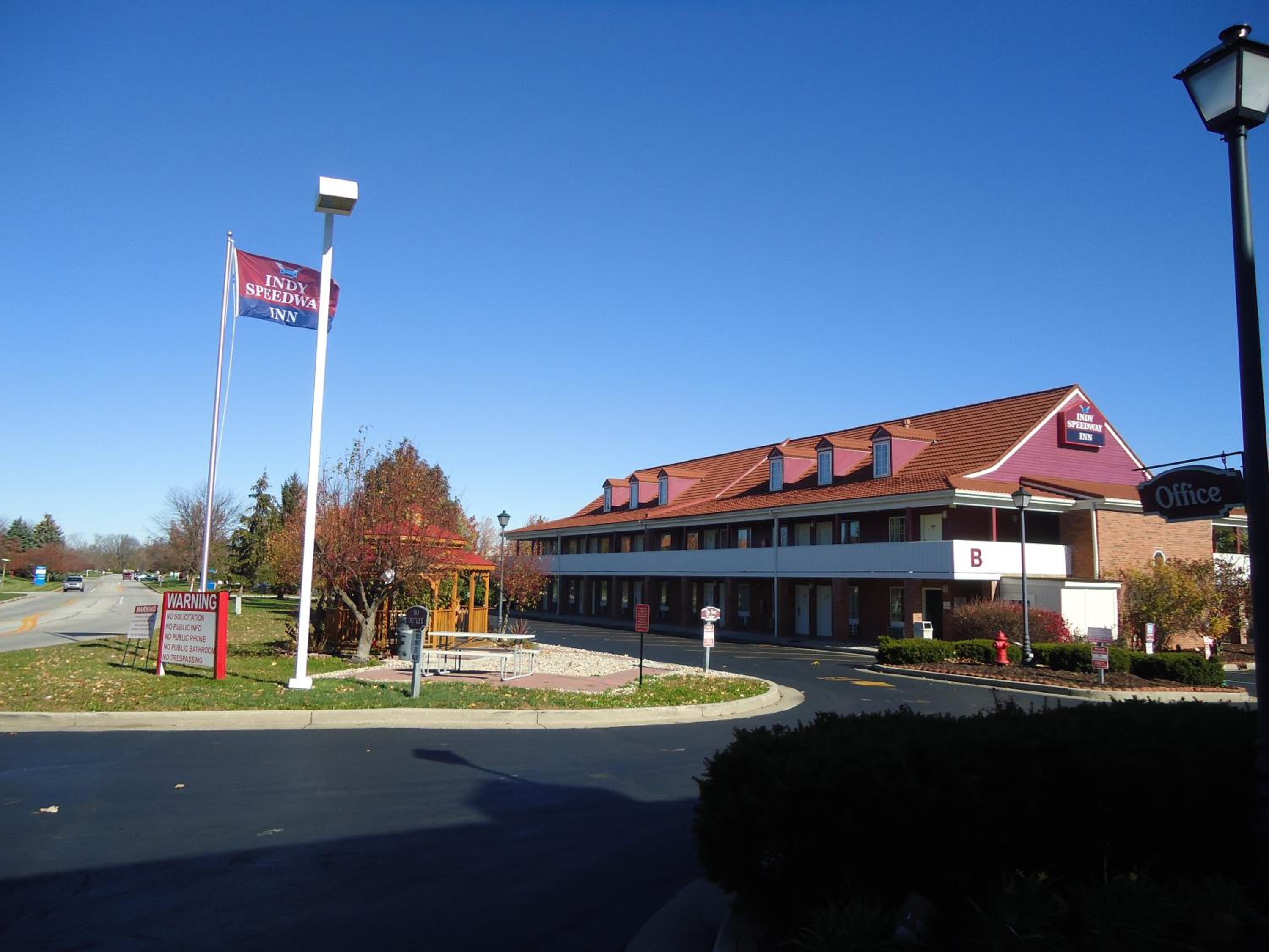 Ramada Limited Indianapolis West photo3