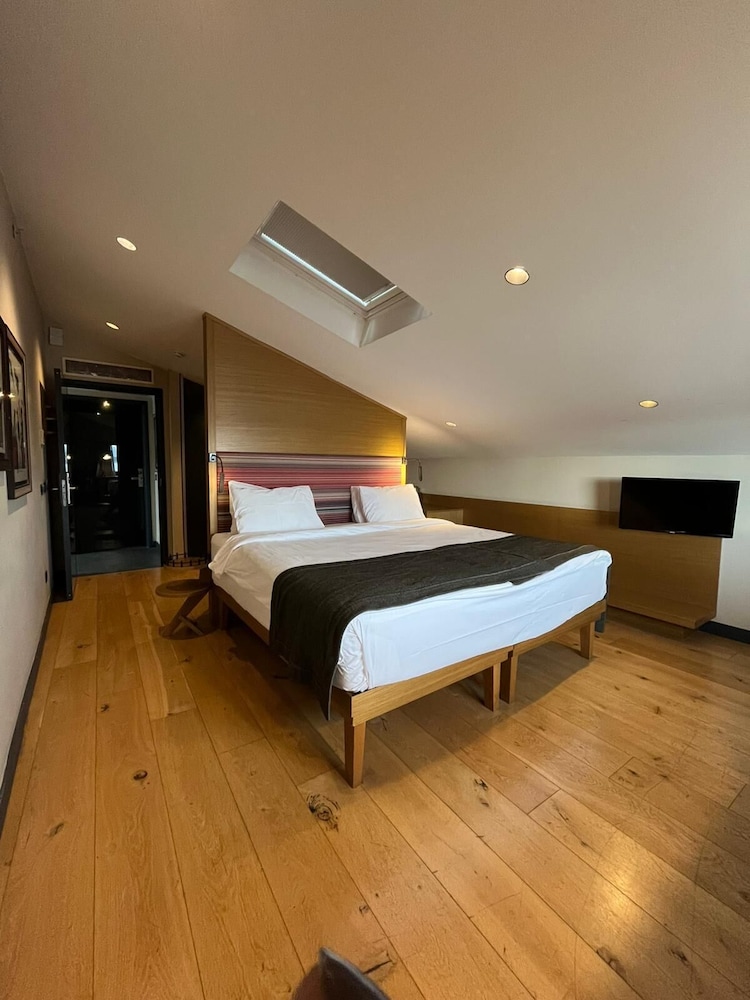 ROOM, DOUBLE BED, SEA VIEW