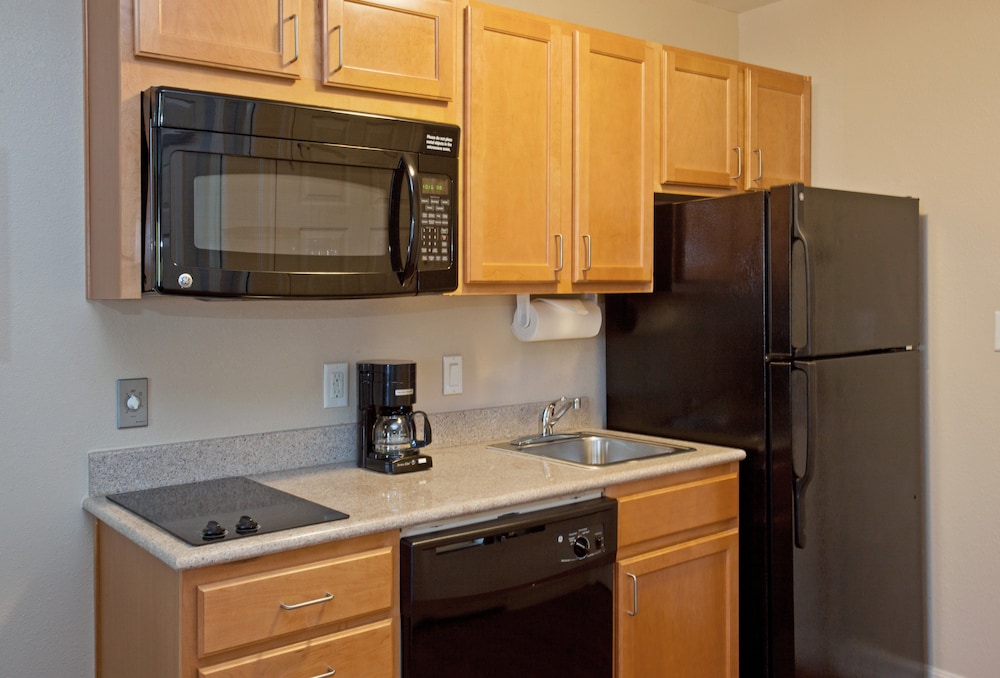 Candlewood Suites La Porte 30/40