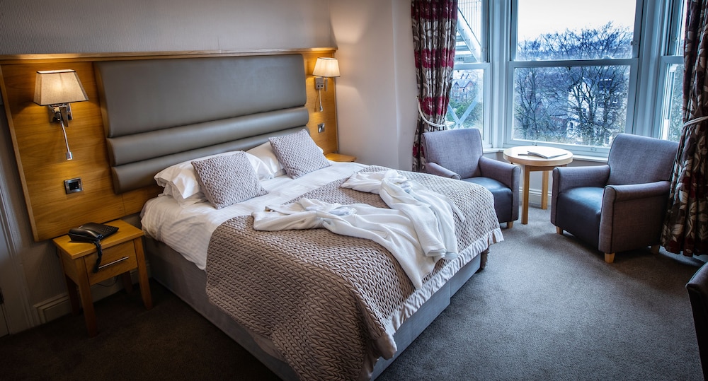 EXECUTIVE, DOUBLE BED