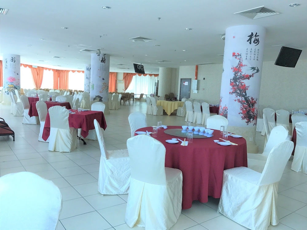 GRAND KAMPAR HOTEL 45/56