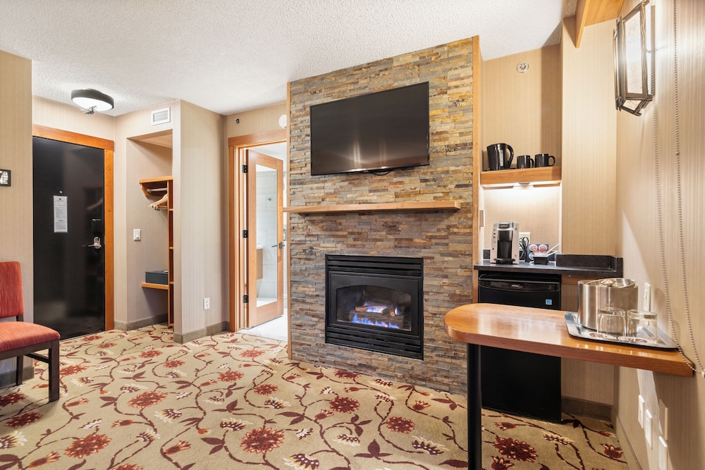 Banff Ptarmigan Inn 57/64